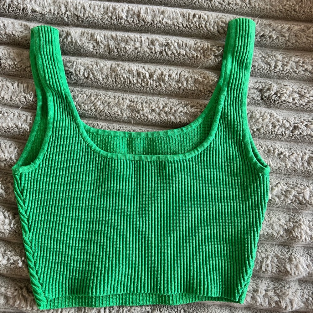 Babaton Bright Green Ribbed Crop Top - Picture 2 of 4